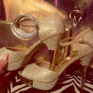 Gold heels with matching gold clutch